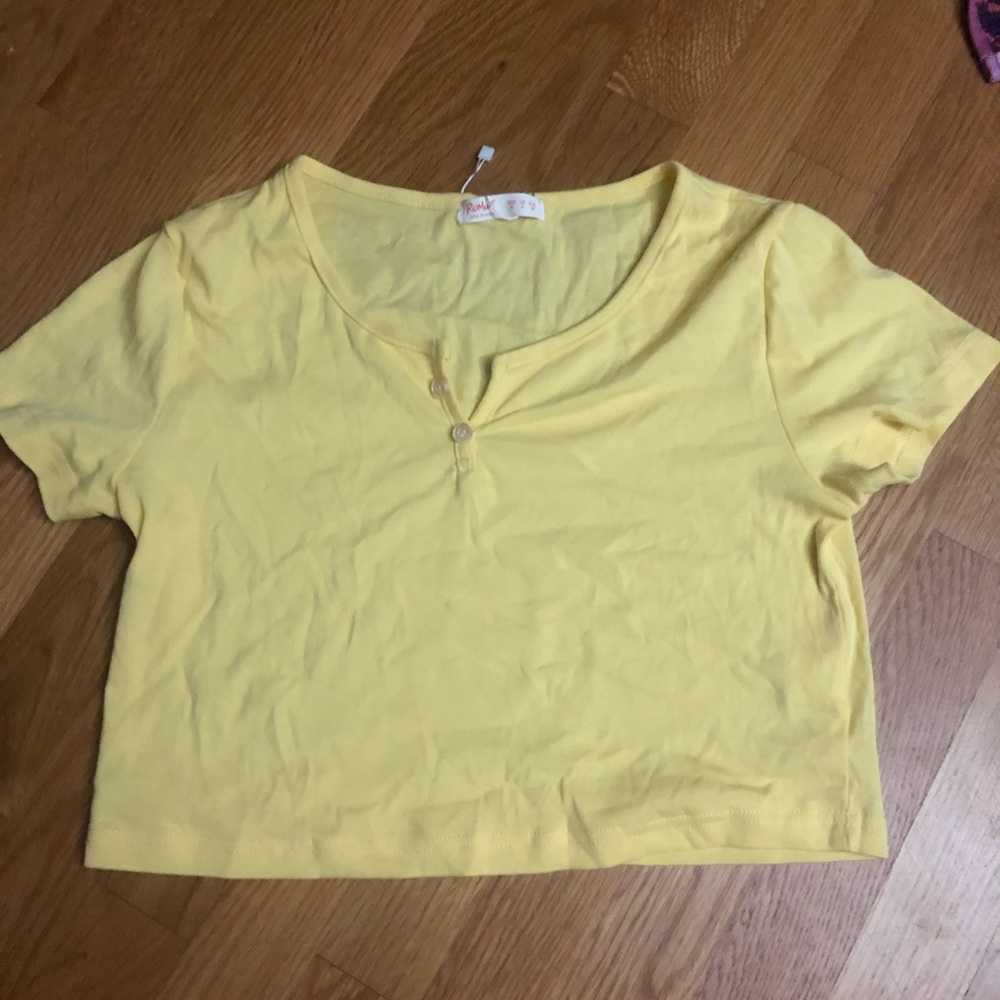 Romwe Yellow Crop Top